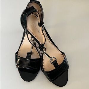 COACH Inez black patent leather open toe kitten heel sandals sz 6.5